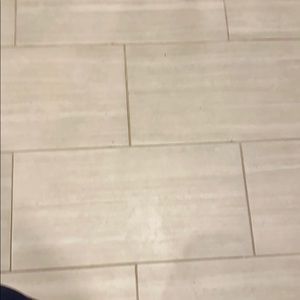 Meet your Posher, Holly